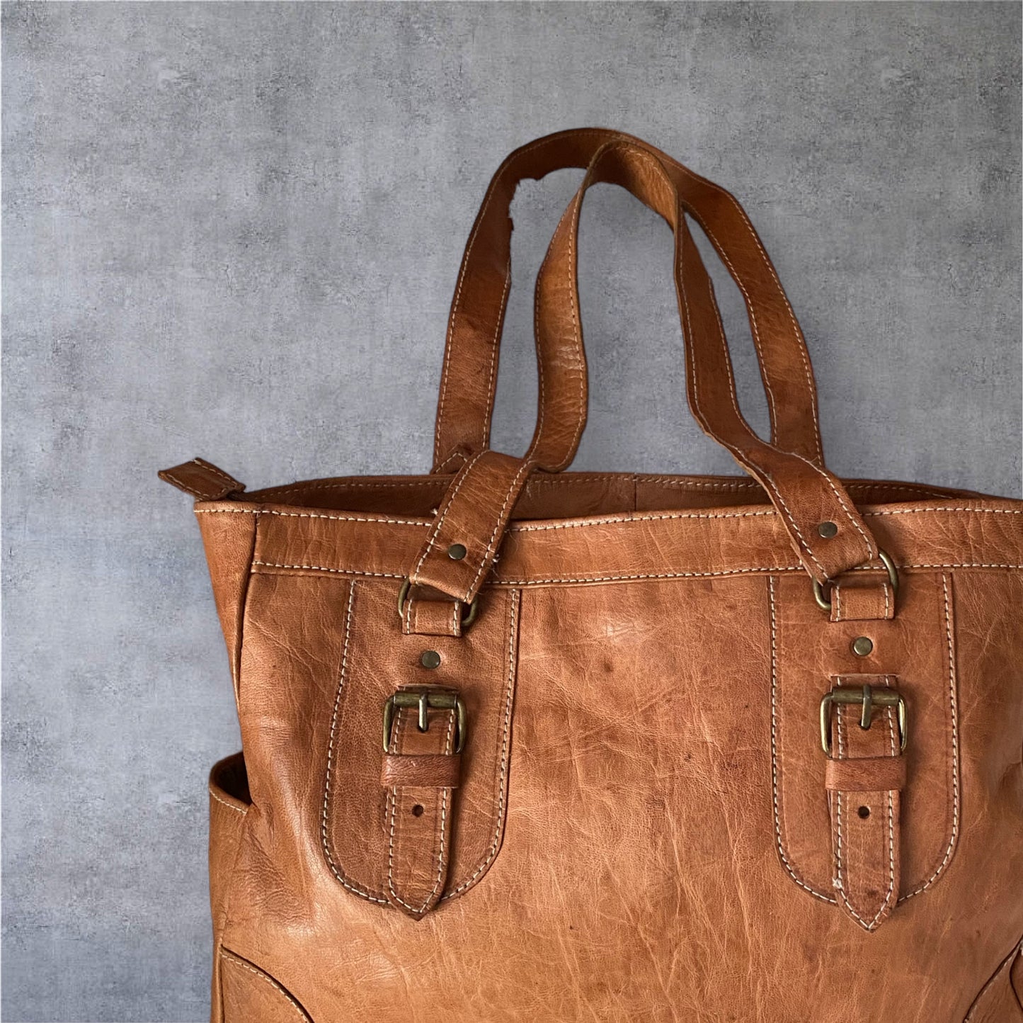 Marwa leather bag